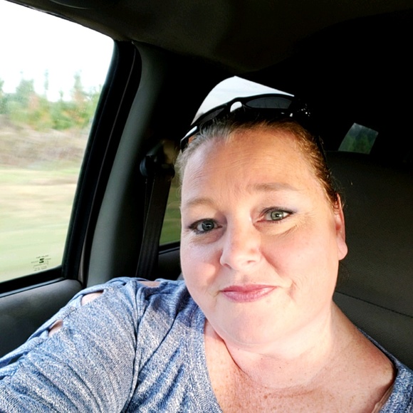 Meet your Posher, Krystal - Picture 1 of 1